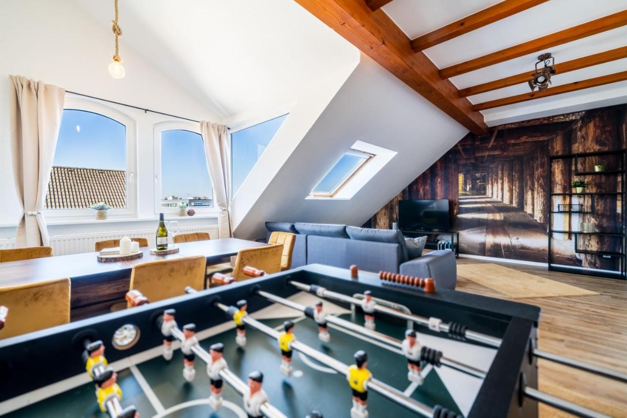 Stylisches Penthouse Zentral Tischfussball 100M2 Wii هانوفر المظهر الخارجي الصورة
